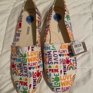 Toms pride shoes. New